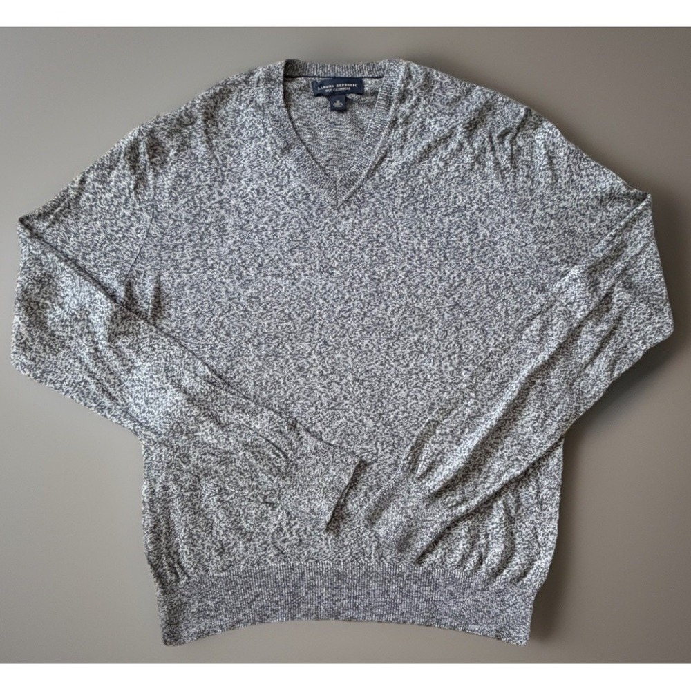Banana Republic Long Sleeve V Neck Sweater Luxury Silk Cashmere Gray Medium JBHS